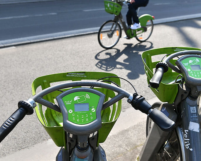 Velib' on the roadside